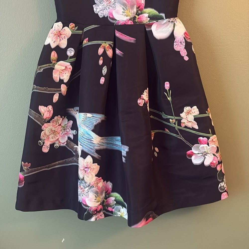 Ted Baker Zaldana Mini Dress Flight of the Orient Black Birds Novelty Sz 0 XXS - Picture 6 of 12